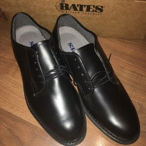 Men’s size 9 bates